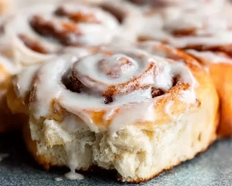 BEST Homemade Cinnamon Rolls
